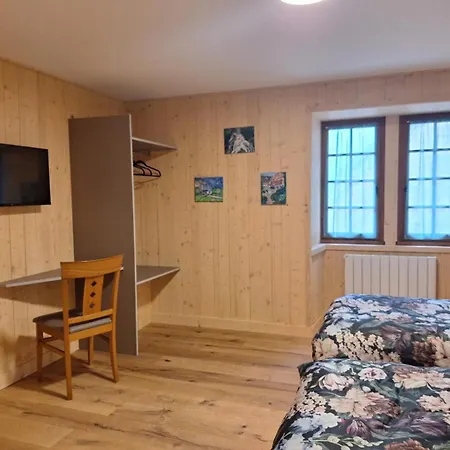 Couette-café Fratern'elle - Taverne & D'hotes