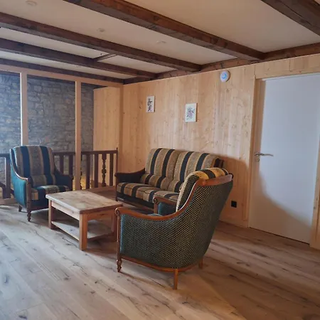 Couette-café Fratern'elle - Taverne & D'hotes *